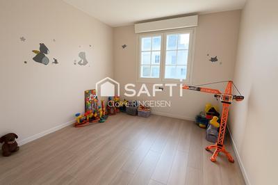 Maison - 273 m² - 6 pièces