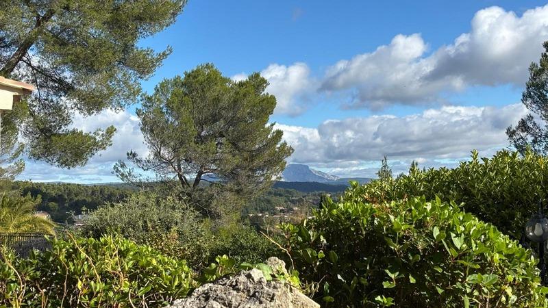 Villa - 141 m² - 5 pièces