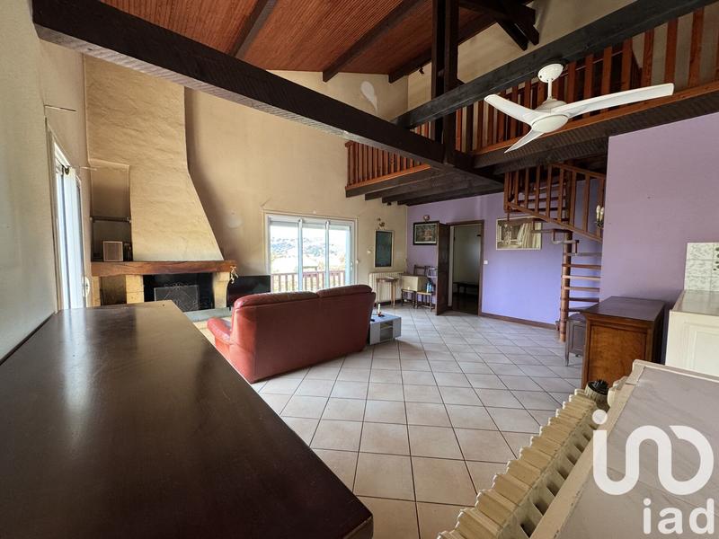 Maison de village - 240 m² - 7 pièces