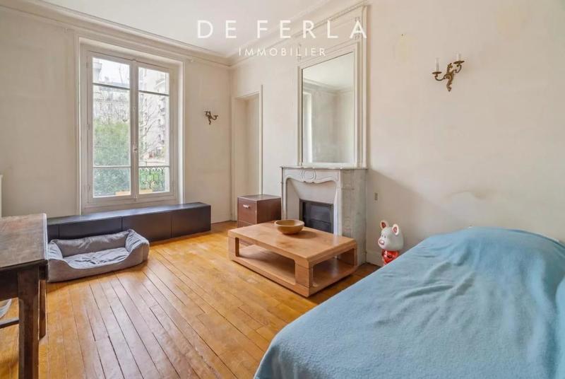 Appartement - 166 m² - 9 pièces