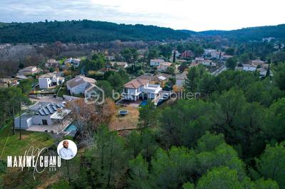 Maison - 190 m² - 6 pièces