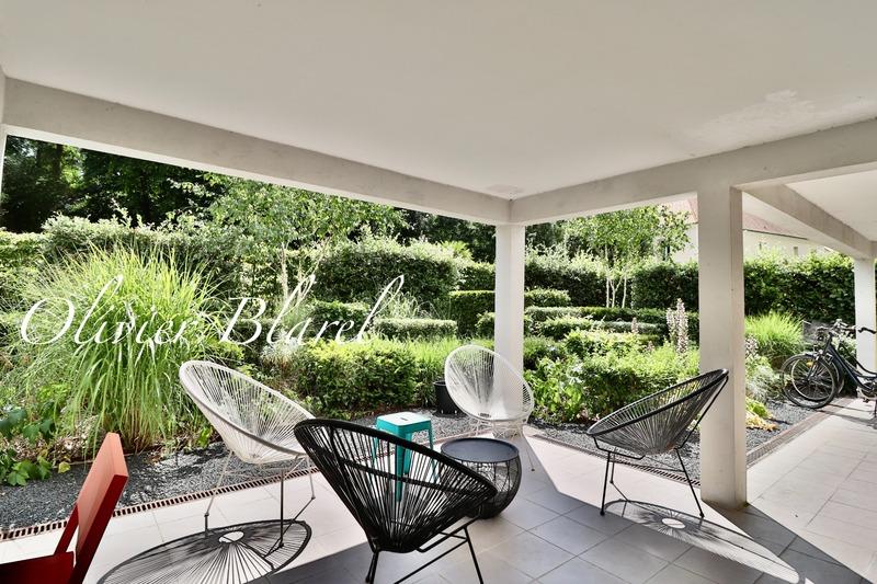 Maison d'architecte - 237 m² - 8 pièces