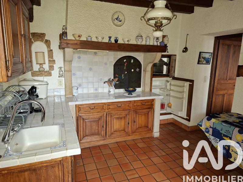 Maison - 271 m² - 5 pièces