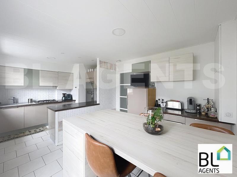 Pavillon - 102 m² - 6 pièces