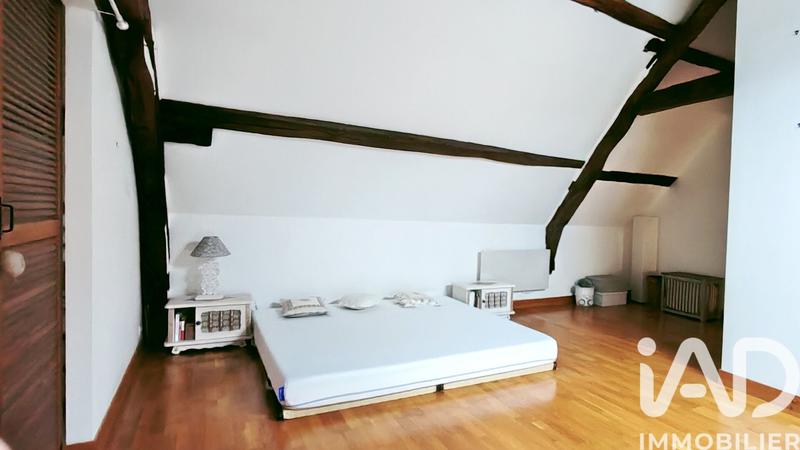 Maison - 208 m² - 7 pièces