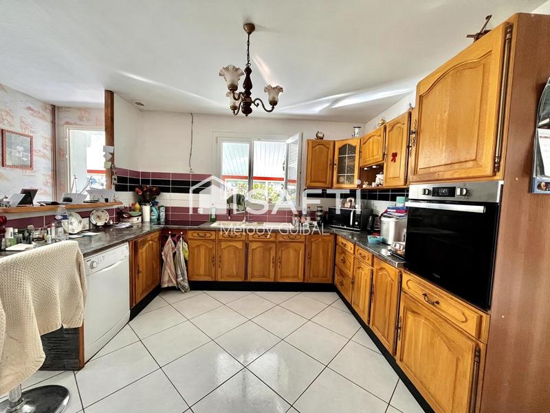 Maison - 135 m² - 5 pièces