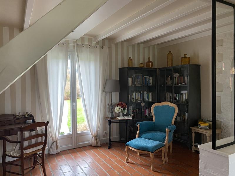 Maison traditionnelle - 220 m² - 10 pièces