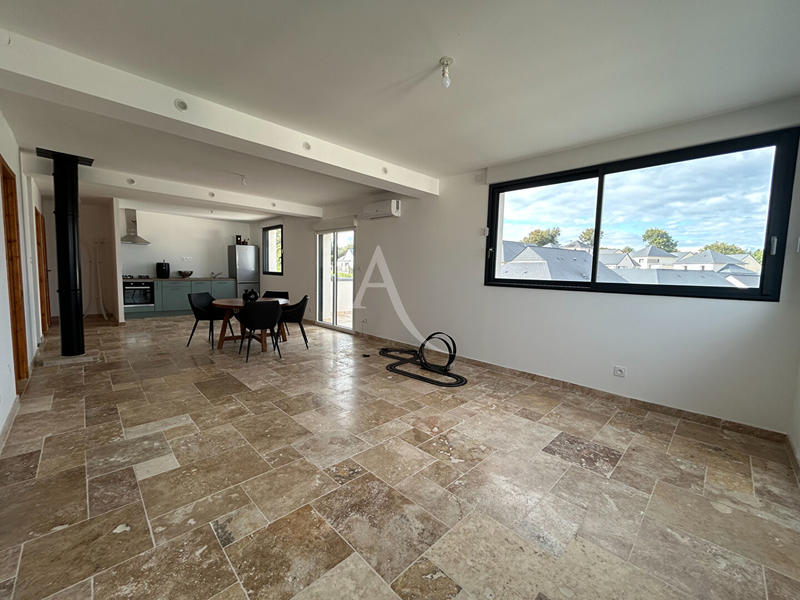 Maison - 198 m² - 5 pièces