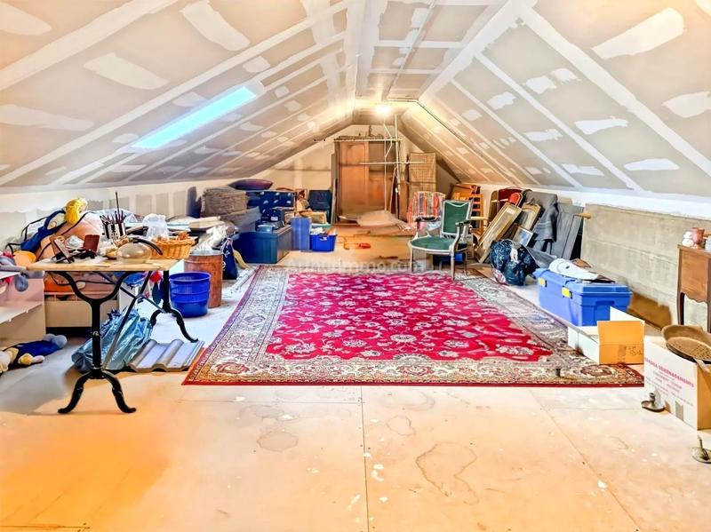 Maison - 189 m² - 8 pièces