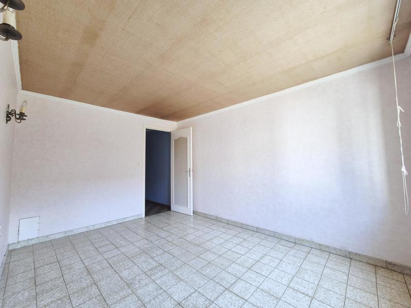 Maison - 184 m² - 7 pièces