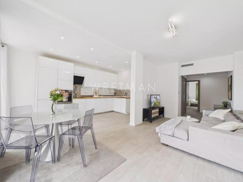 Appartement - 82 m² - 3 pièces