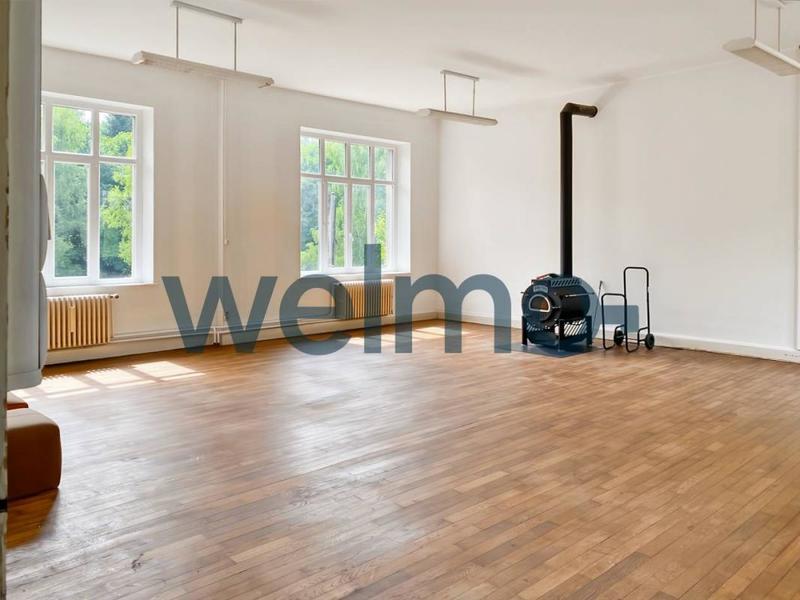 Maison - 300 m² - 5 pièces