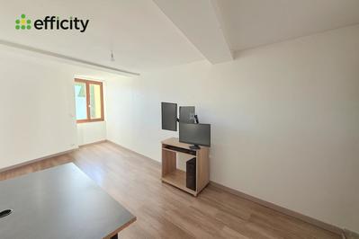 Appartement - 83 m² - 3 pièces