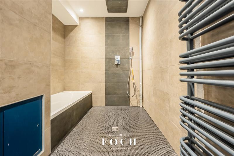 Appartement - 82 m² - 5 pièces