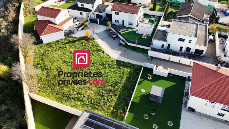 Terrain constructible - 840 m²