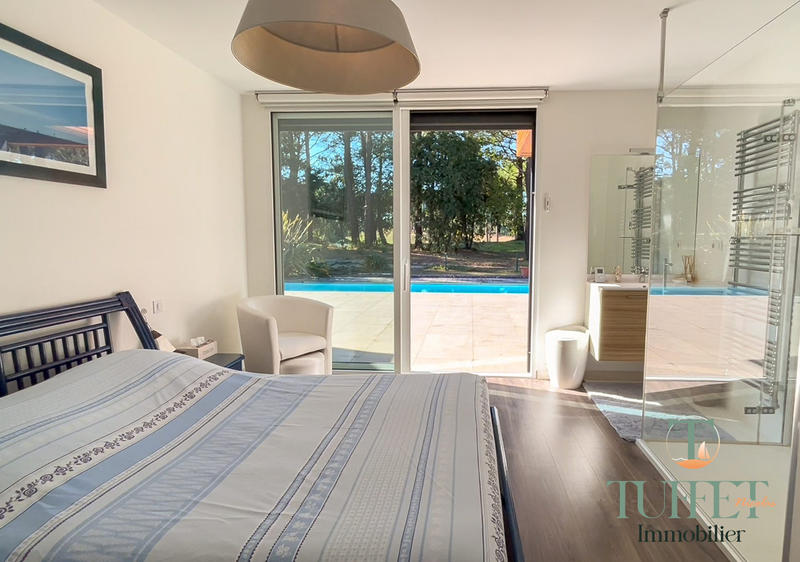 Villa - 238 m² - 5 pièces