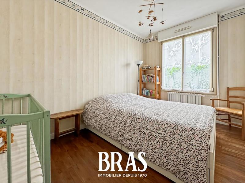 Maison - 160 m² - 10 pièces