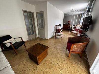 Maison - 140 m² - 6 pièces