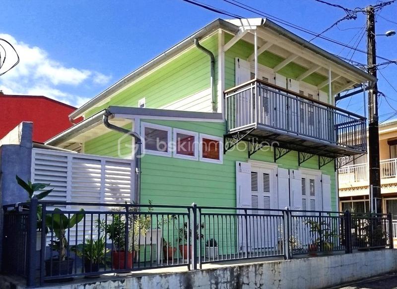 Maison traditionnelle - 83 m² - 3 pièces