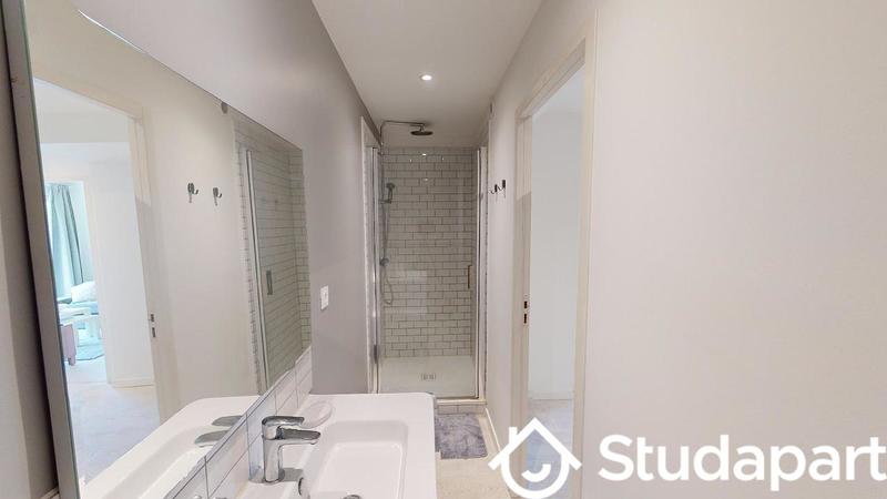 Chambre - 9 m² - 1 pièce