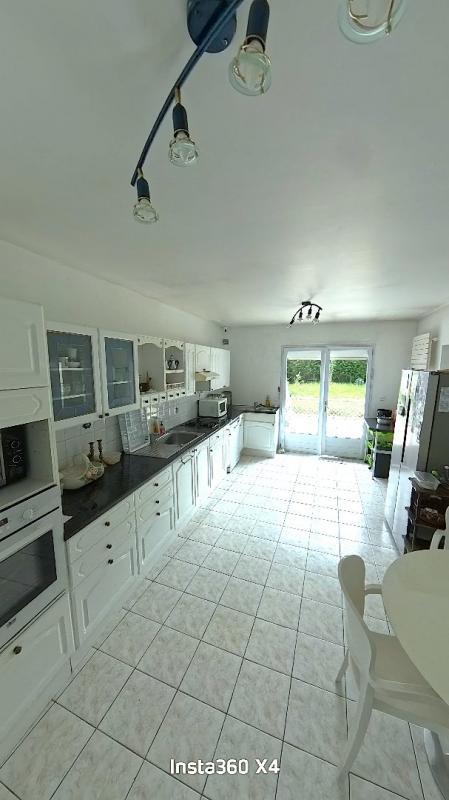 Maison - 163 m² - 7 pièces