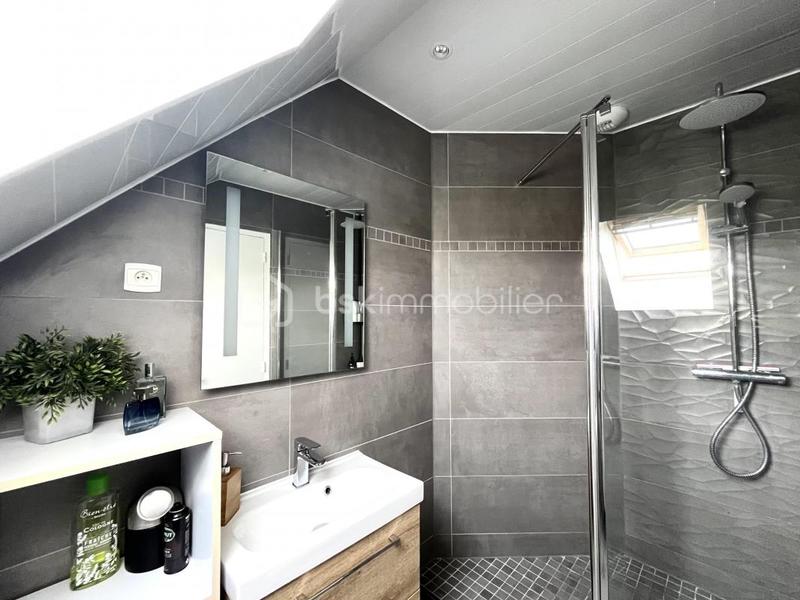 Maison - 155 m² - 6 pièces