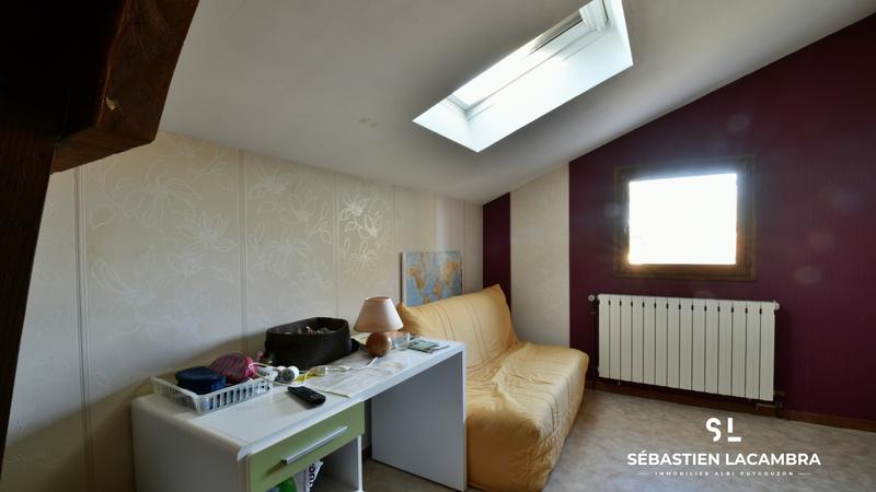 Maison - 186 m² - 8 pièces