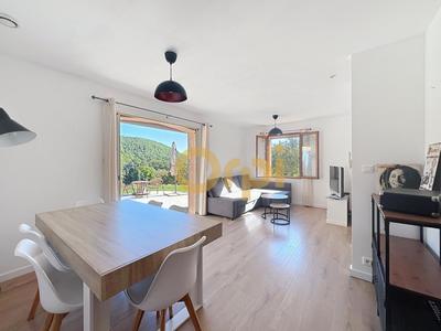 Maison - 62 m² - 3 pièces