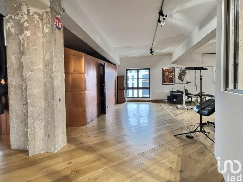 Local commercial - 217 m²