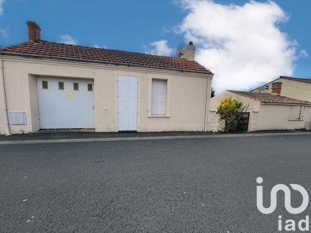 Maison - 95 m² - 4 pièces