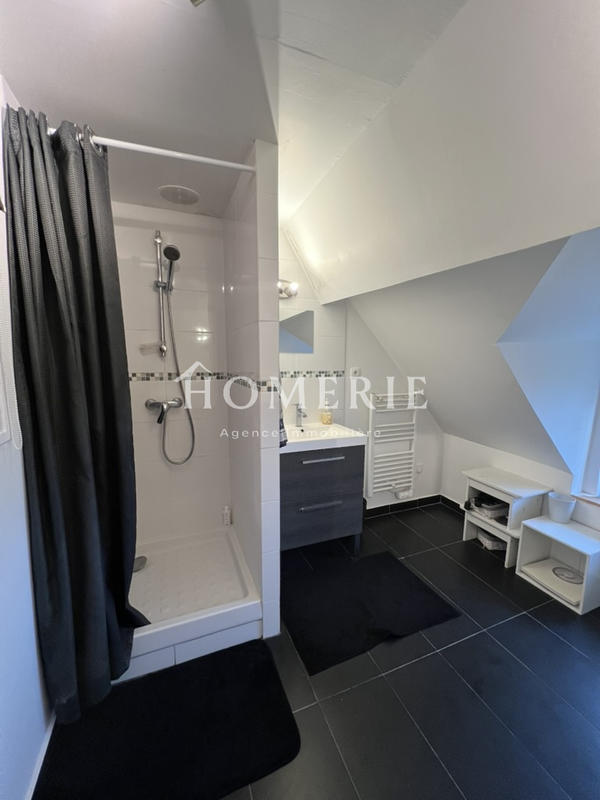 Maison - 149 m² - 7 pièces