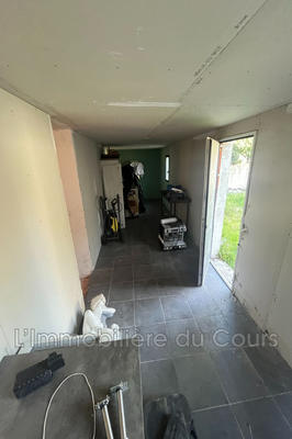 Villa - 200 m² - 4 pièces