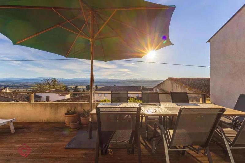 Maison de village - 104 m² - 4 pièces