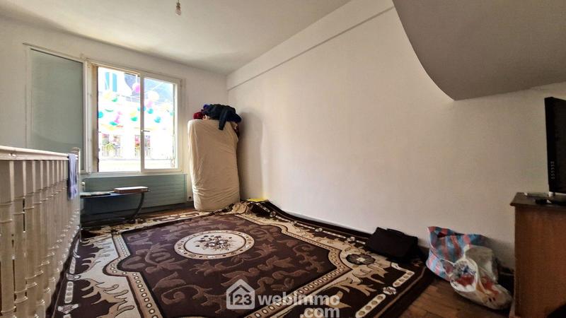 Appartement - 77 m² - 3 pièces