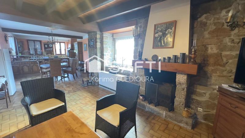 Maison - 96 m² - 5 pièces