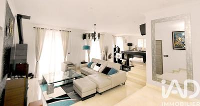 Maison - 170 m² - 6 pièces