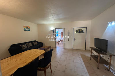 Maison - 300 m² - 14 pièces