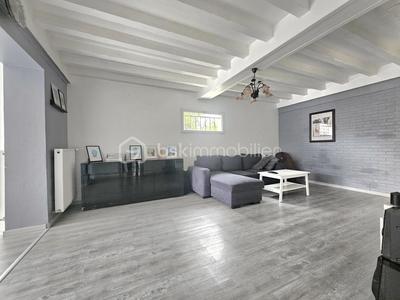 Maison traditionnelle - 108 m² - 5 pièces