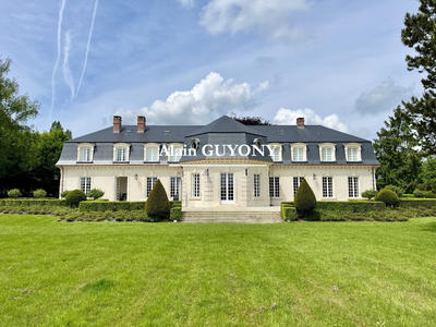 Maison contemporaine - 466 m² - 12 pièces