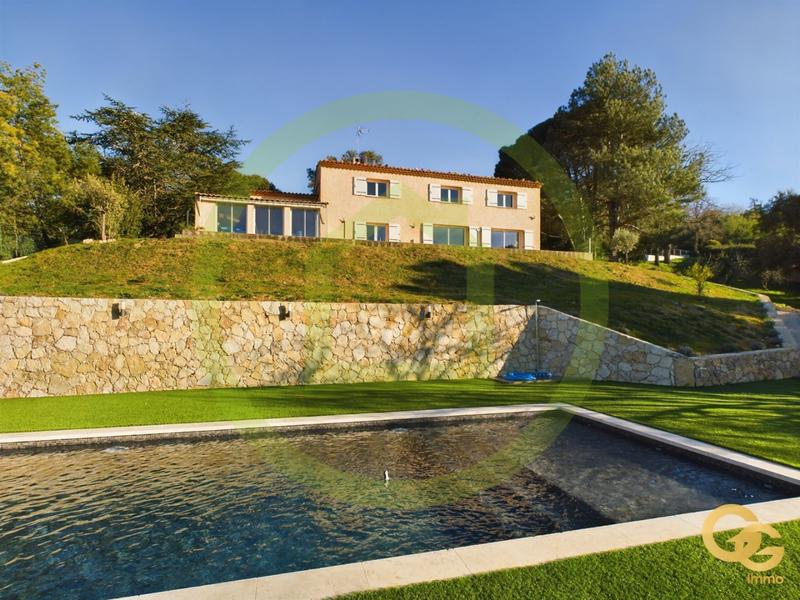 Maison - 194 m² - 6 pièces