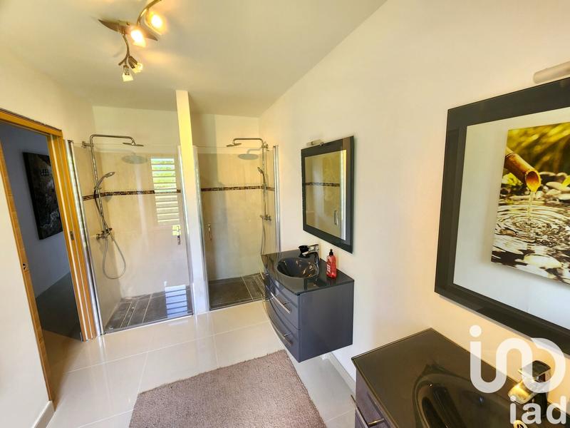 Maison - 161 m² - 5 pièces