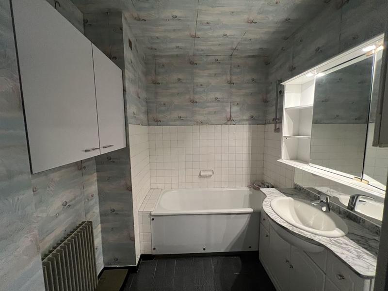 Appartement - 83 m² - 4 pièces