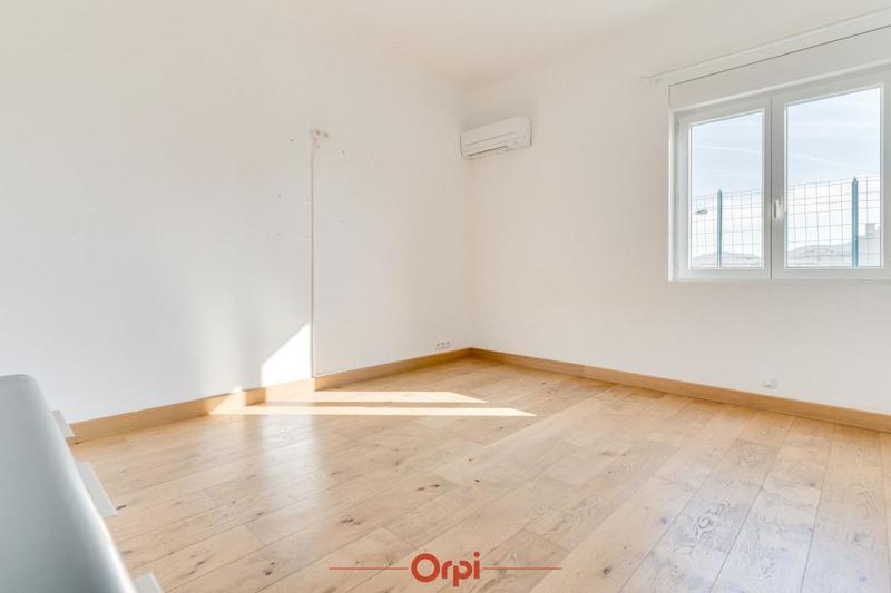 Appartement - 77 m² - 4 pièces