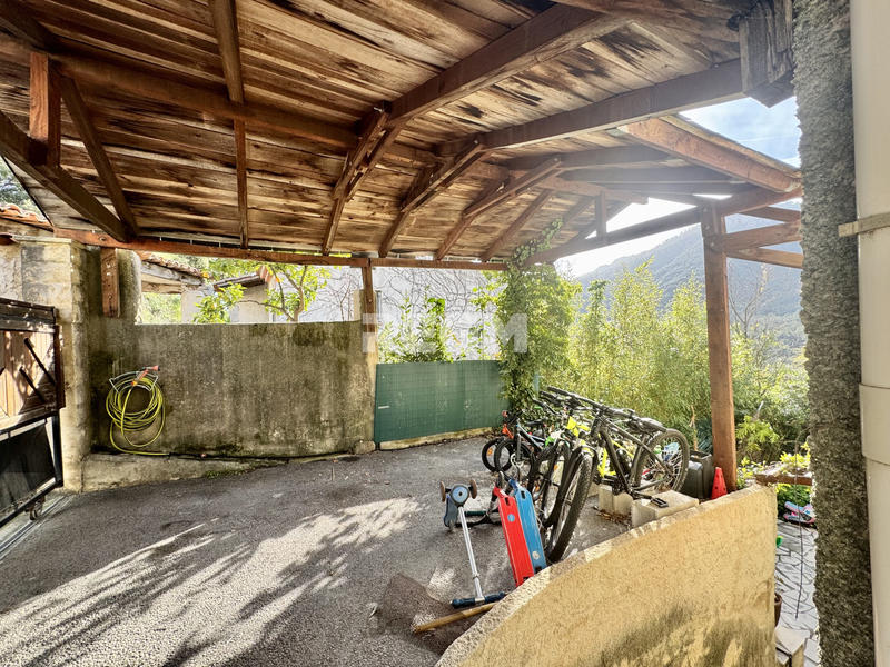 Maison - 101 m² - 4 pièces