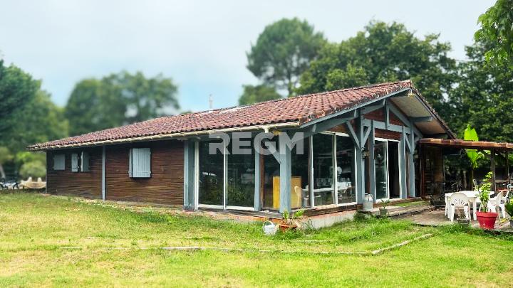 Maison - 145 m² - 5 pièces
