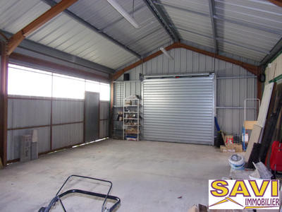 Local commercial - 200 m² - 5 pièces