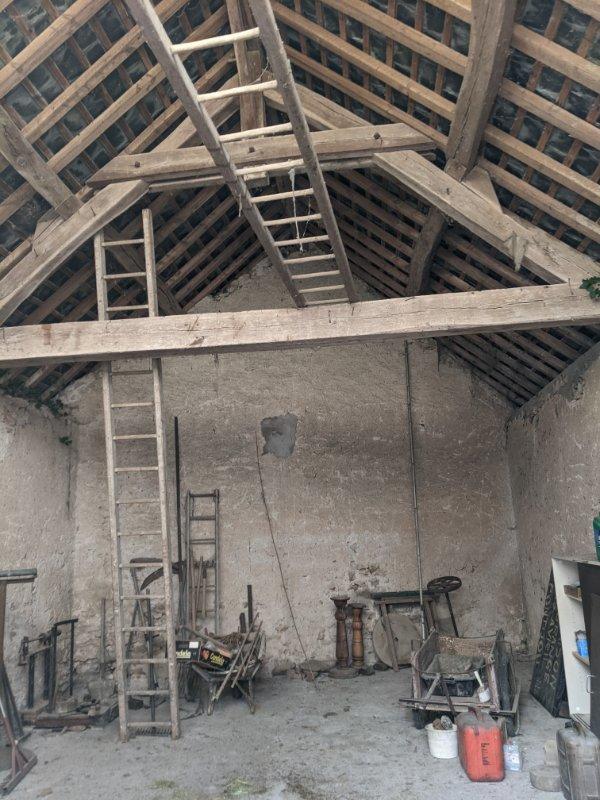 Terrain constructible - 1 579 m²