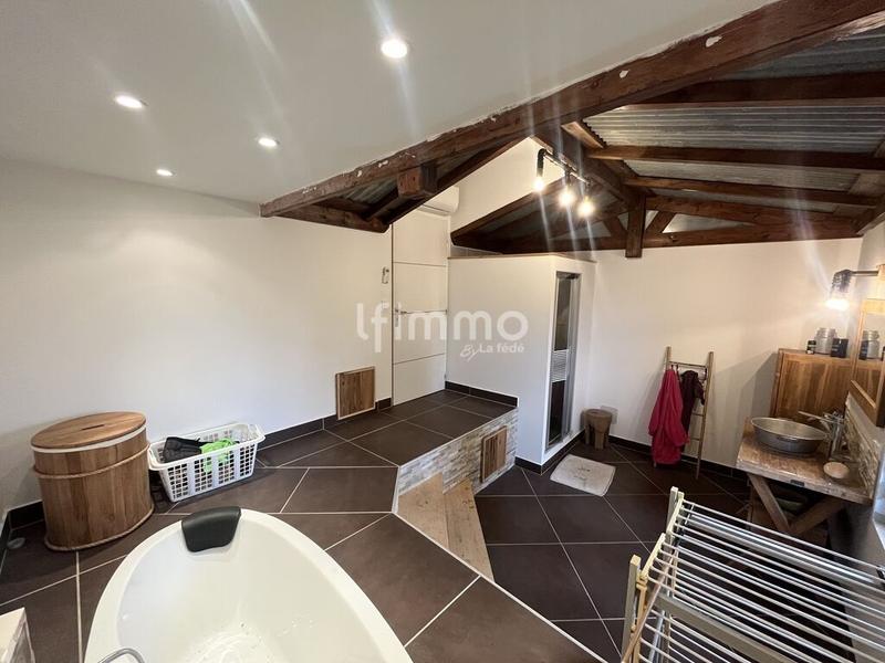 Maison - 150 m² - 4 pièces