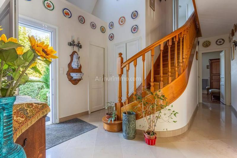 Maison - 193 m² - 6 pièces