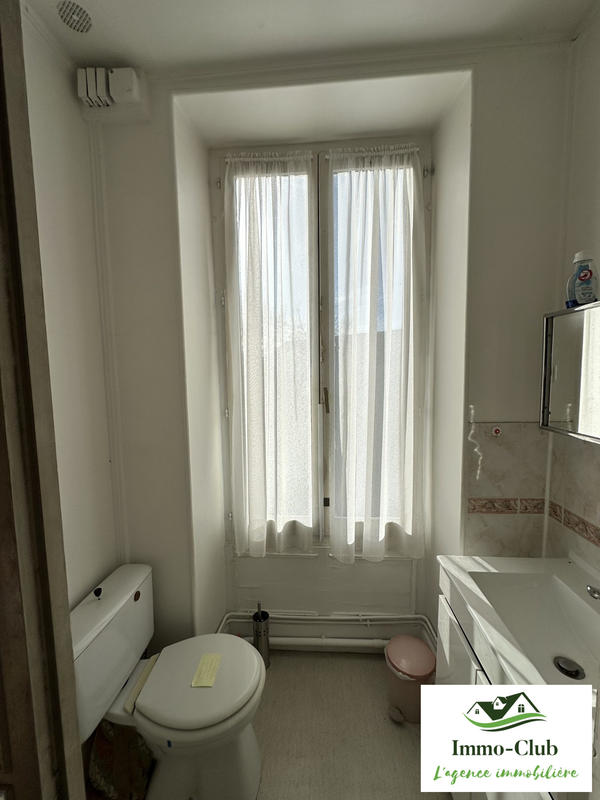 Maison - 185 m² - 6 pièces